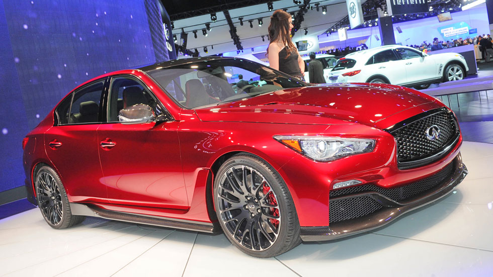Infiniti Q50 Eau Rouge Performance Concept, inspiración F1 Infiniti Q50 Eau Rouge Performance Concept, inspiración F1
