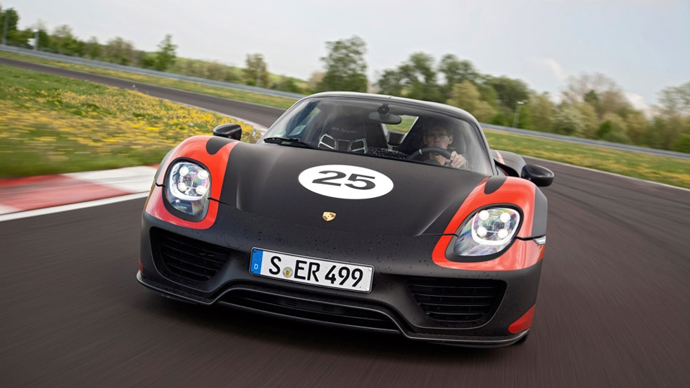 Un trabajador de Porsche se carga un prototipo de 800.000 euros Un trabajador de Porsche se carga un prototipo de 800.000 euros