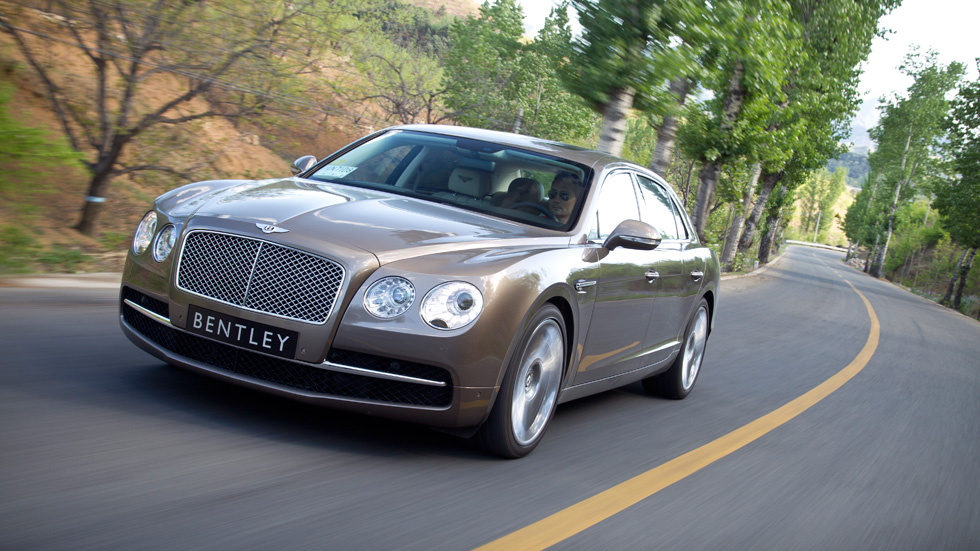 Contacto: Bentley Continental Flying Spur, en el Olimpo