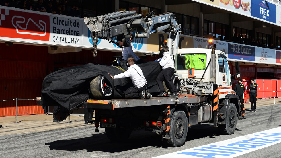 ¿Echó la culpa McLaren a Alonso en el accidente para cobrar el seguro?