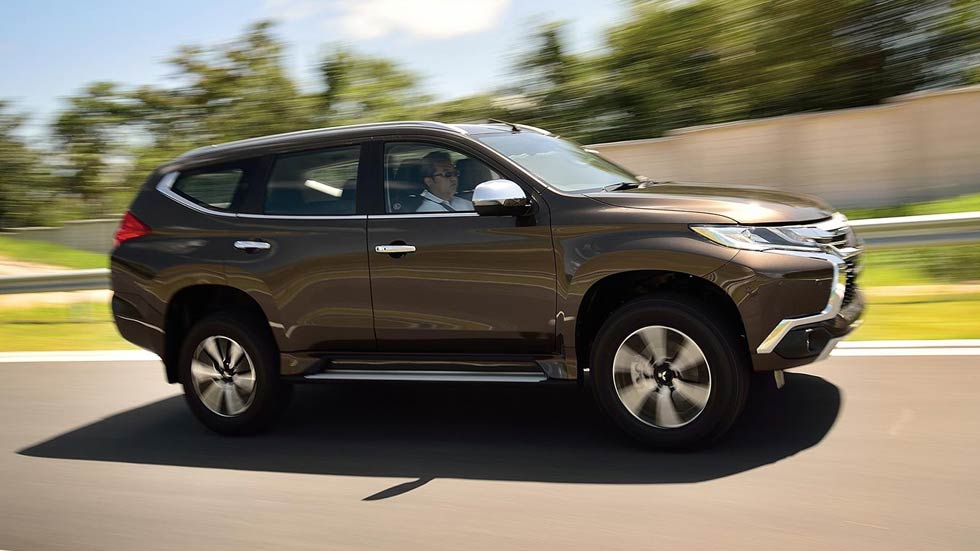 PAJERO MONTERO MITSUBISHI MOTORS
