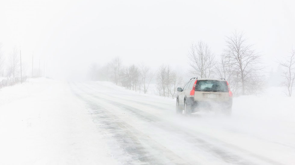 Los mejores consejos para conducir con nieve o hielo
