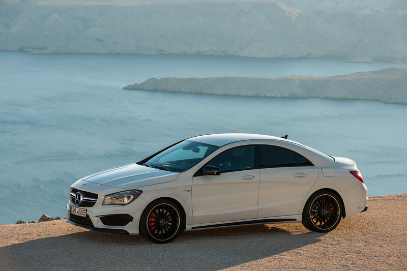 Nuevo Mercedes CLA 45 AMG