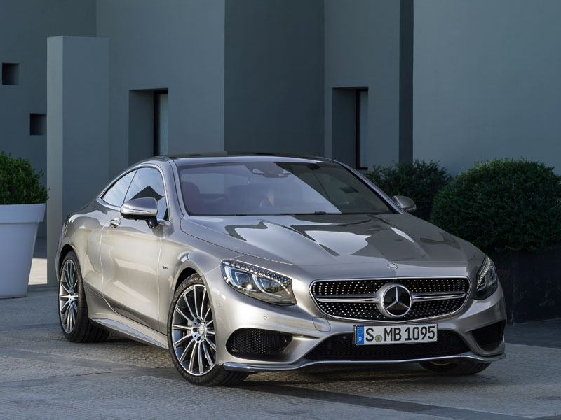 Cristales de Swarovski en los faros del Mercedes Clase S Coupé