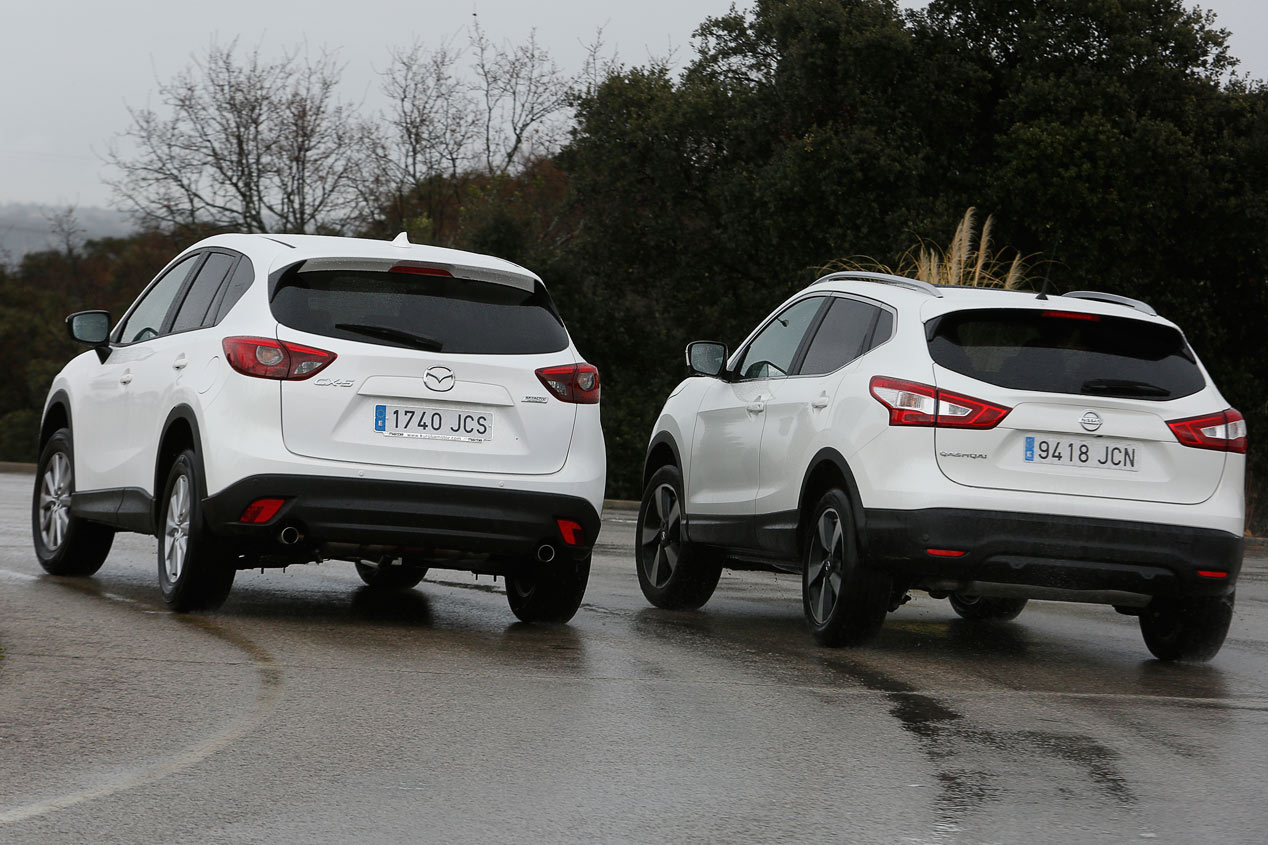 Comparativa: Mazda CX-5 2.0 Skyactiv-G vs Nissan Qashqai 1.6 DIG-T Comparativa: Mazda CX-5 2.0 Skyactiv-G vs Nissan Qashqai 1.6 DIG-T