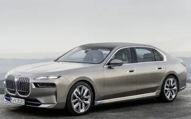 BMW I7