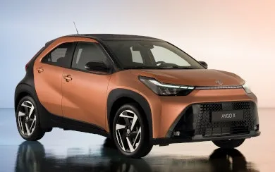 TOYOTA AYGO X