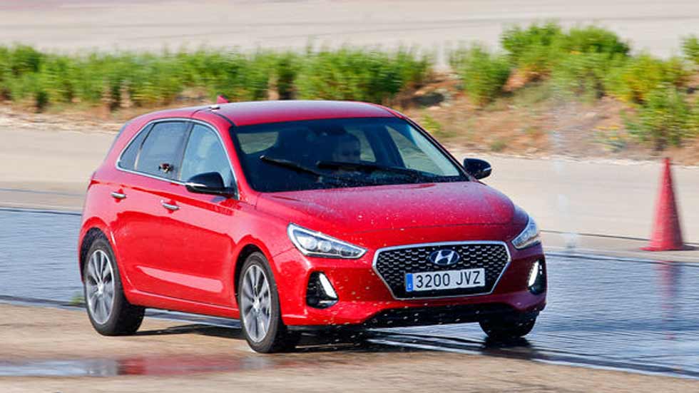 Хендай i30 1 6