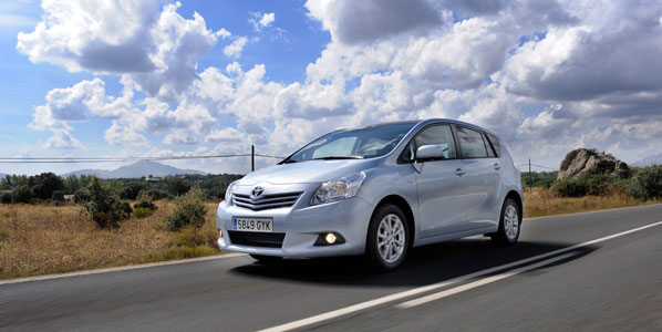 Toyota verso 2011