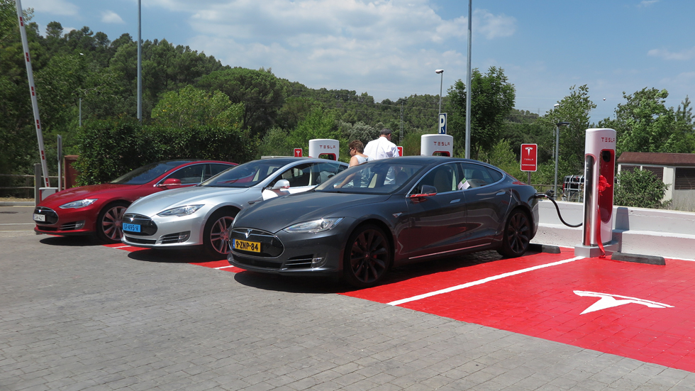 Tesla cubrirá toda Europa con sus supercargadores a finales de 2019