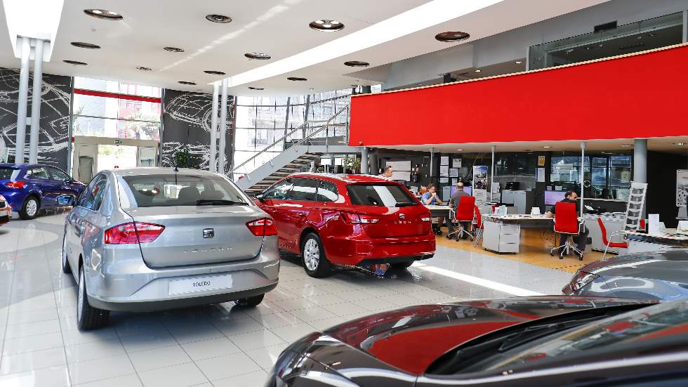 Las ventas de coches encadenarán en marzo siete meses seguidos de caídas