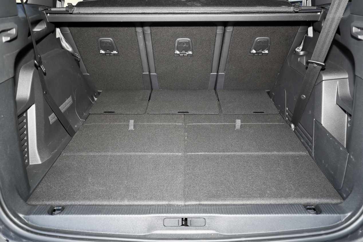 Comparativa: Nissan X-Trail dCi vs Peugeot 5008 BlueHDi