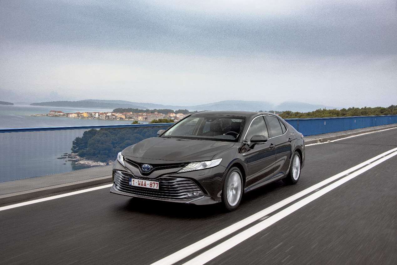Camry vs passat