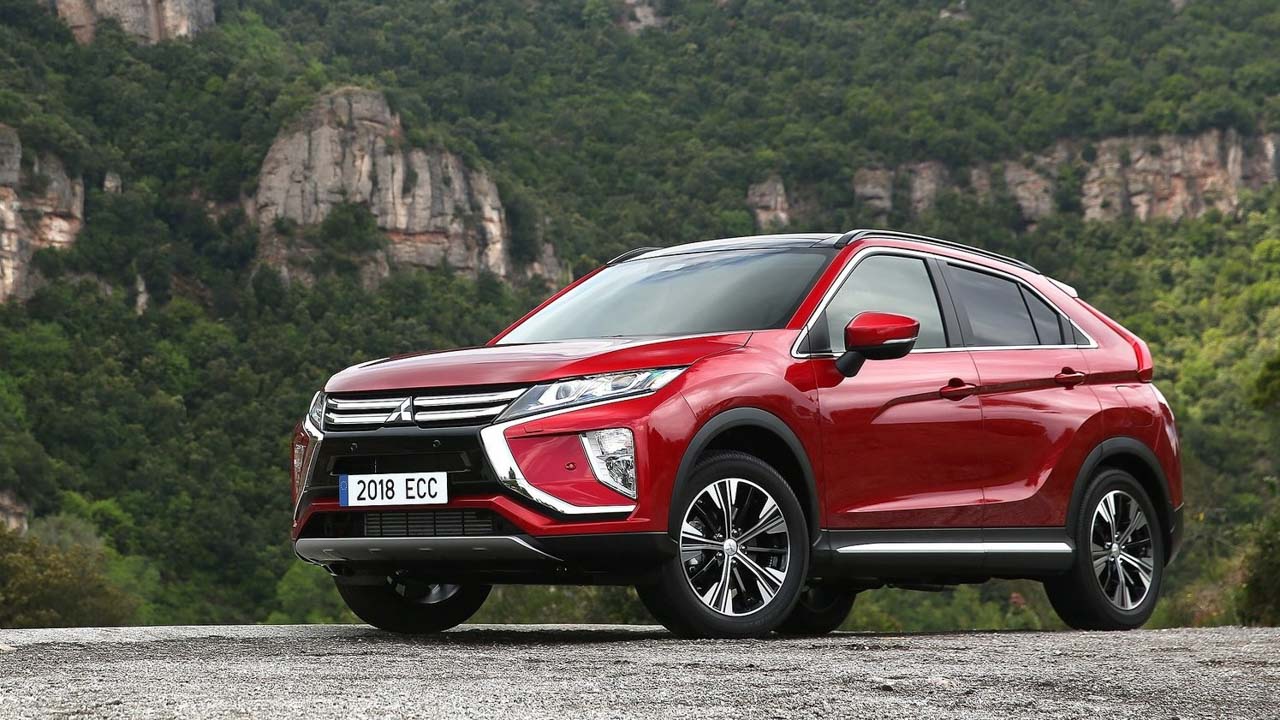 Mitsubishi Eclipse Cross Black Edition, más equipado y conectado