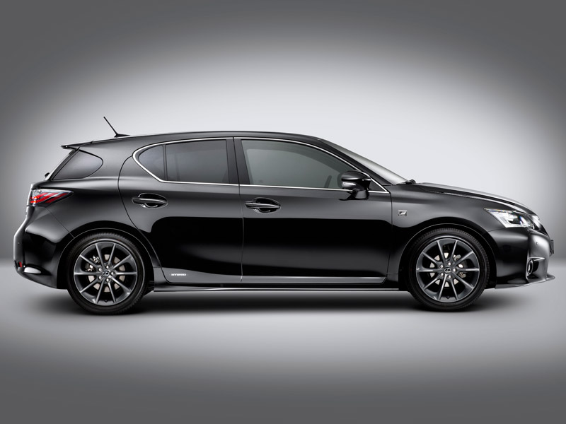 Lexus ct200h 2013
