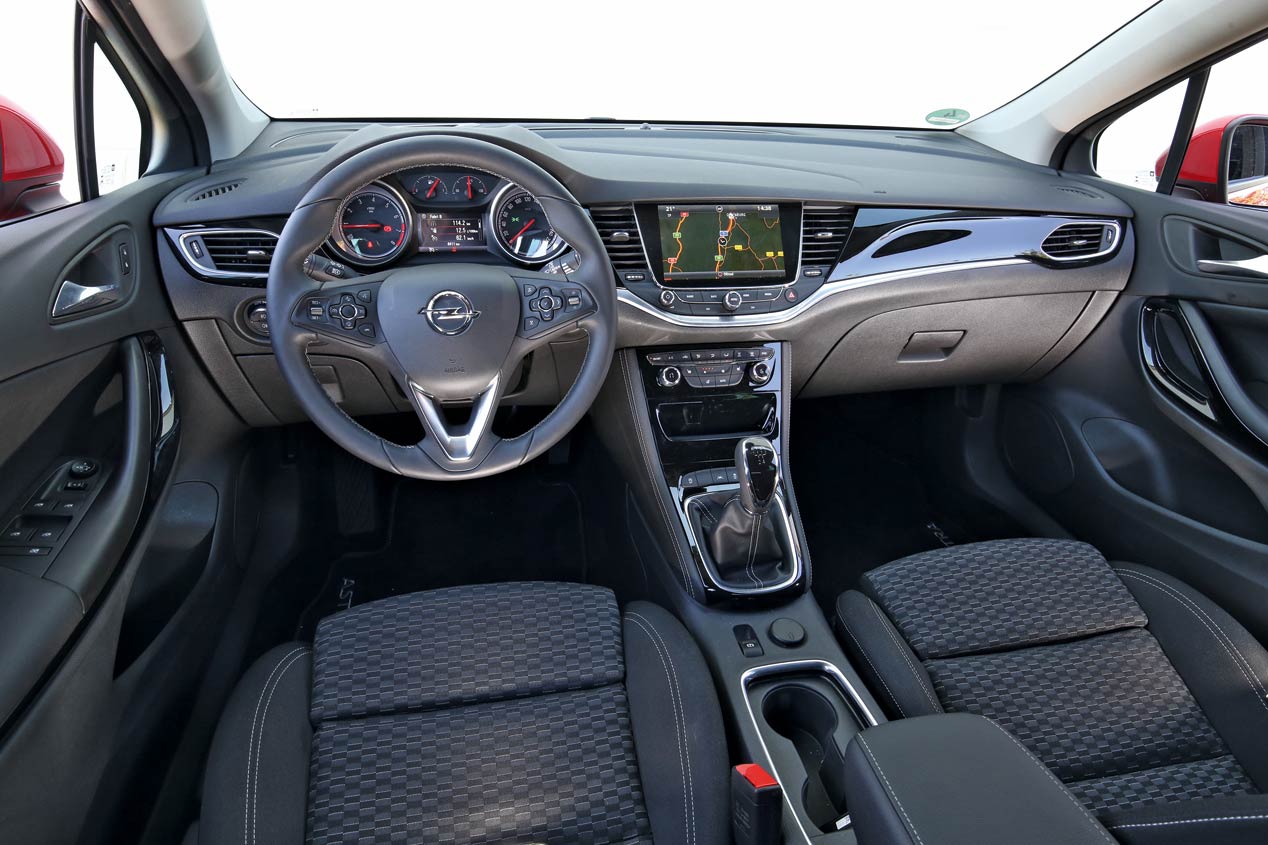 Opel Astra Y Renault Megane Duelo De Nuevos Compactos Noticias