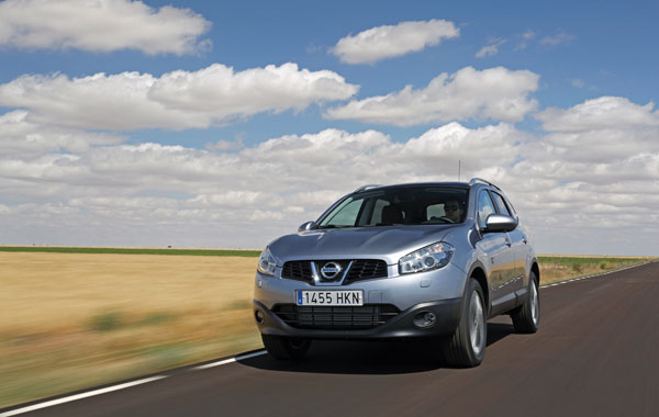 C1130 nissan qashqai