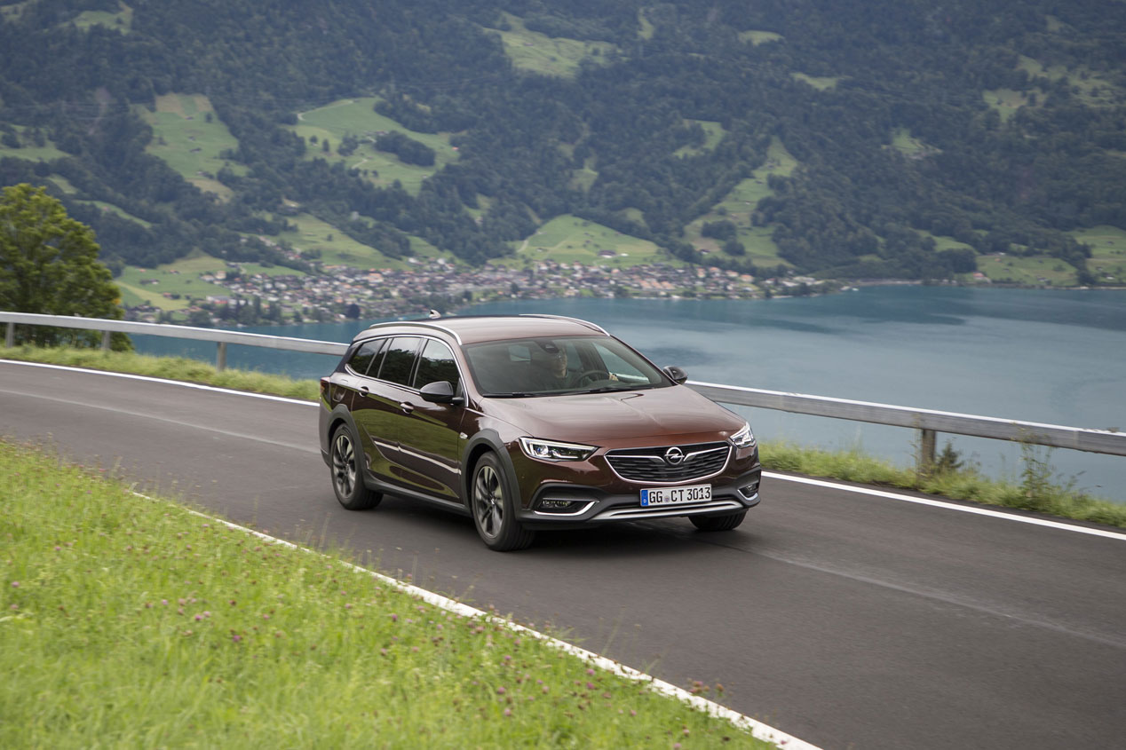 El Opel Insignia, ahora con motor 1.6 de gasolina con filtro de