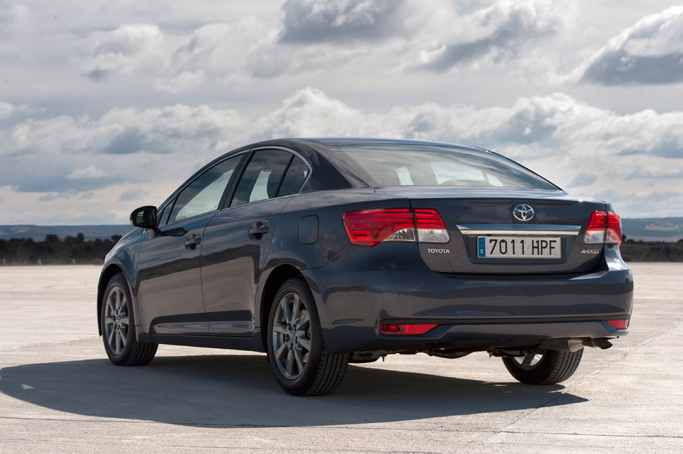 Toyota avensis 2014