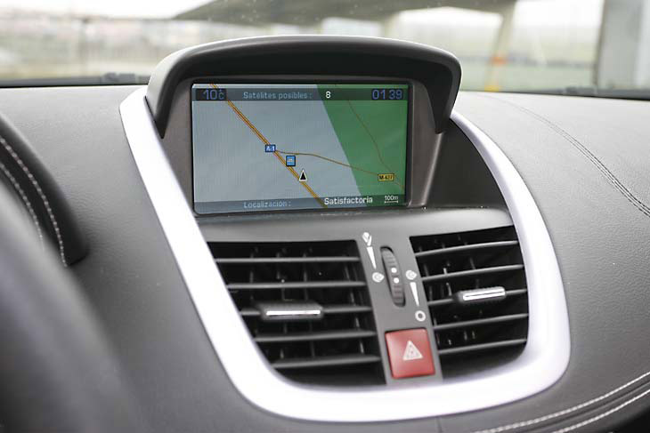 Peugeot 207 CC: peculiaridades | Autopista.es