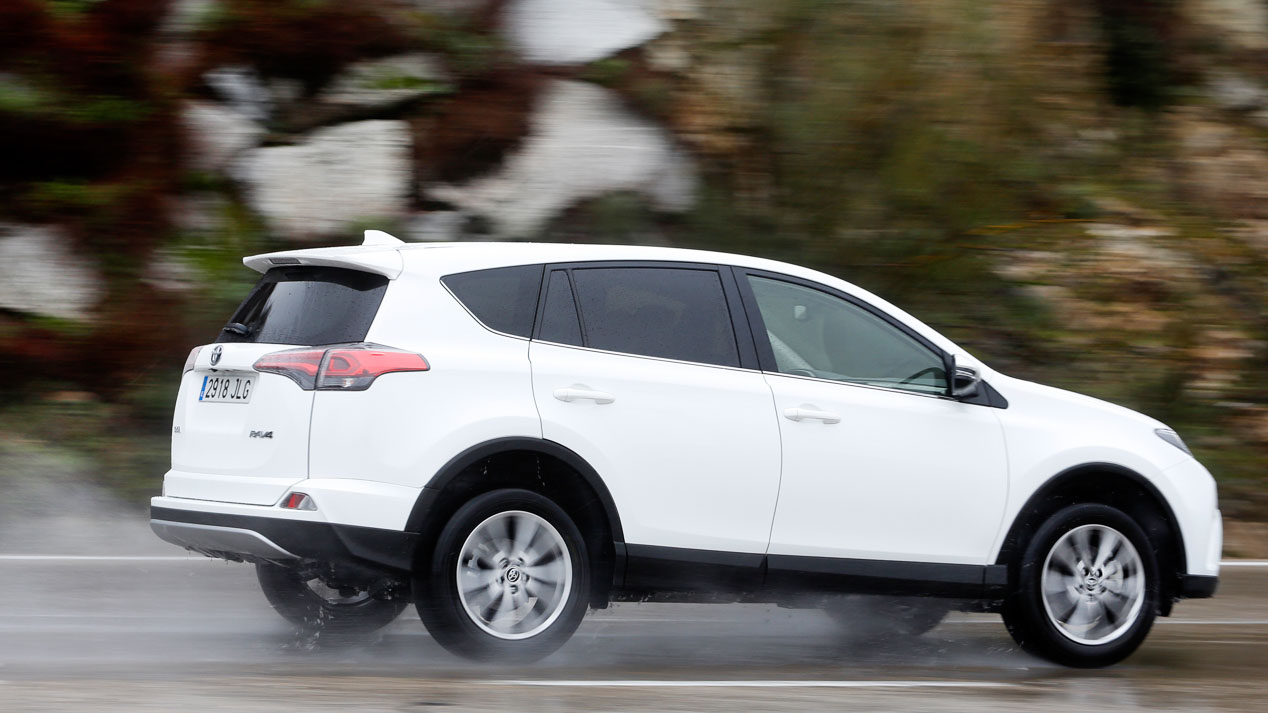 Toyota Rav4 2.0d 4x2 a prueba el SUV nipón con motor BMW Pruebas de Coches Autopista.es Toyota Rav4 2.0d 4x2 a prueba el SUV nipón con motor BMW Pruebas de Coches Autopista.es