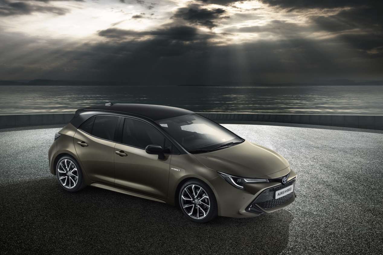 Toyota auris 2018 hybrid