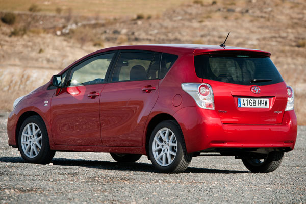 Toyota verso 2012