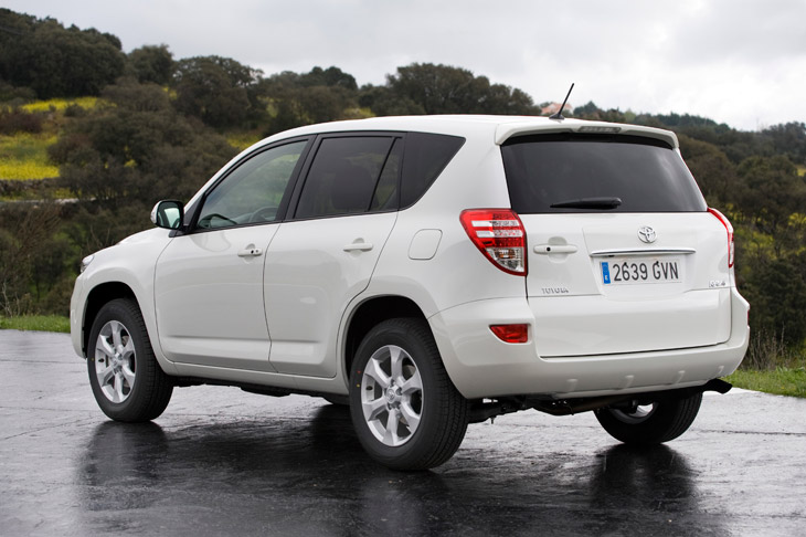 Rav4 2010 года
