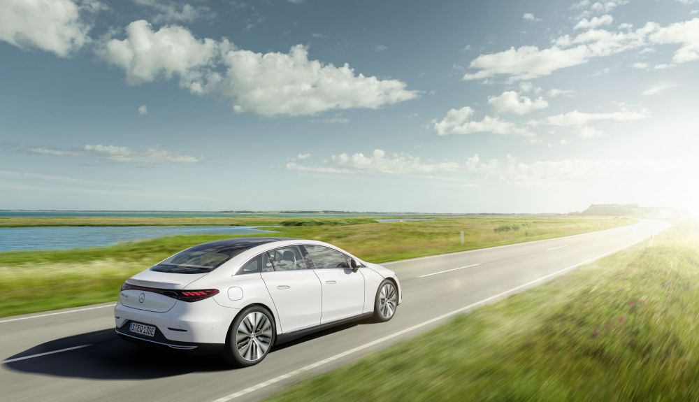 Mercedes EQE (4)