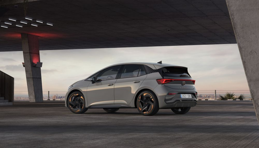 026 CUPRA BORN Vapor Grey high