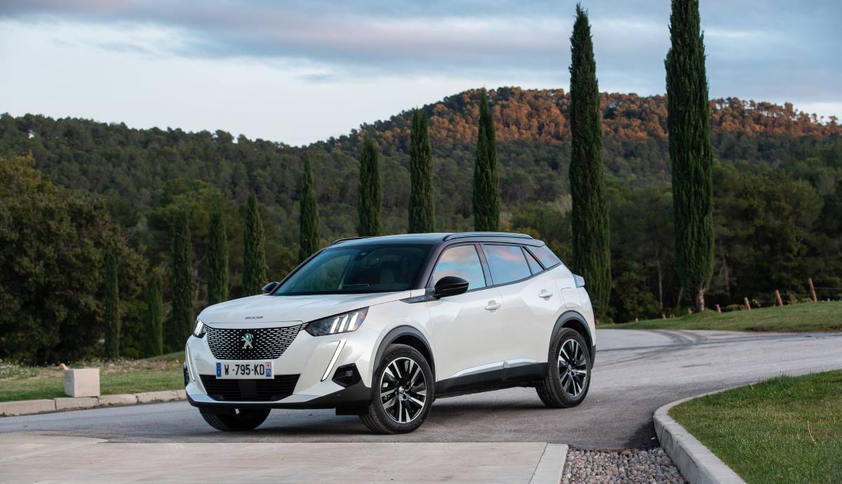 Peugeot e 2008 2022 1