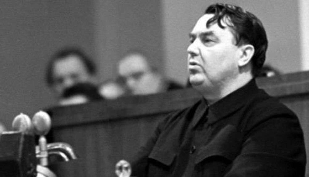 Georgy Malenkov,  viceprimer ministro de Stalin, llegó a la casa  junto a Beria.