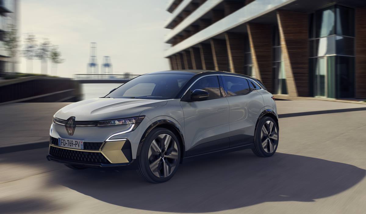 Renault Mégane E Tech Electric, finalista de la edición 2022 del Car of The Year