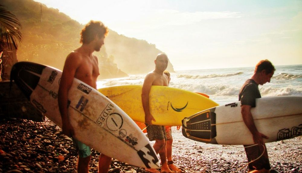 El Zonte es uno de los paraísos del surf en San Salvador.