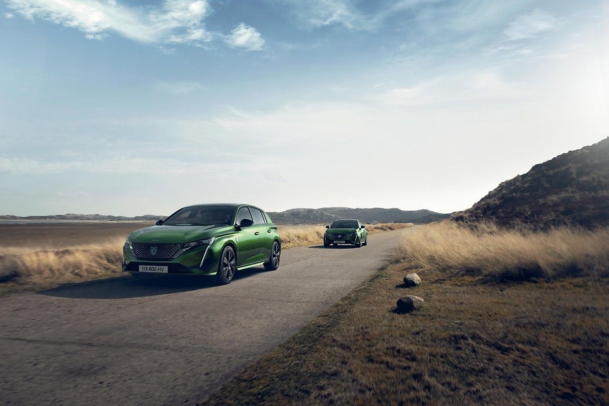 Peugeot 308 Hybrid 2022