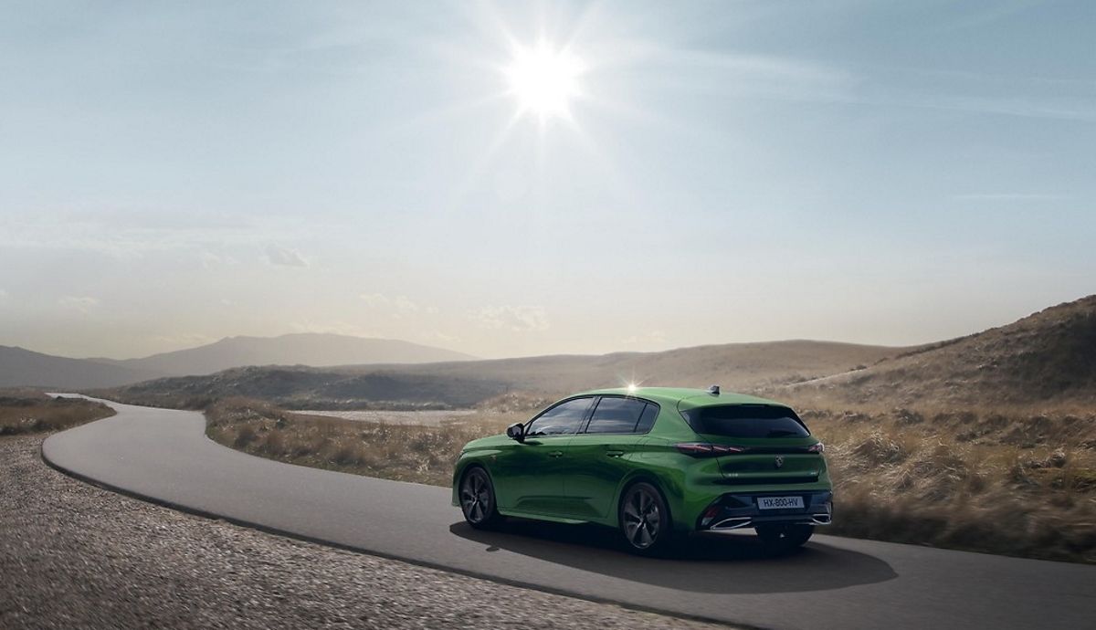 Peugeot 308 Hybrid 2022, el compacto ahora en versión híbrida enchufable