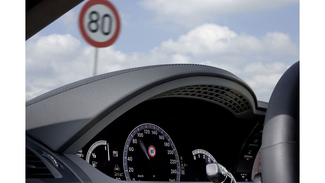El sistema ISA, un asistente inteligente de velocidad, será obligatorio en coches nuevos entre 2022 y 2024.