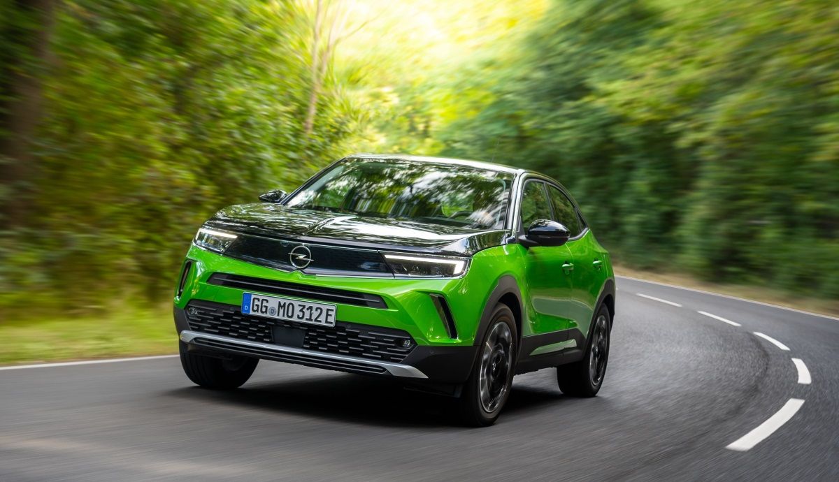 Opel Mokka e y Corsa e 2022, más autonomía para los nuevos coches eléctricos populares.