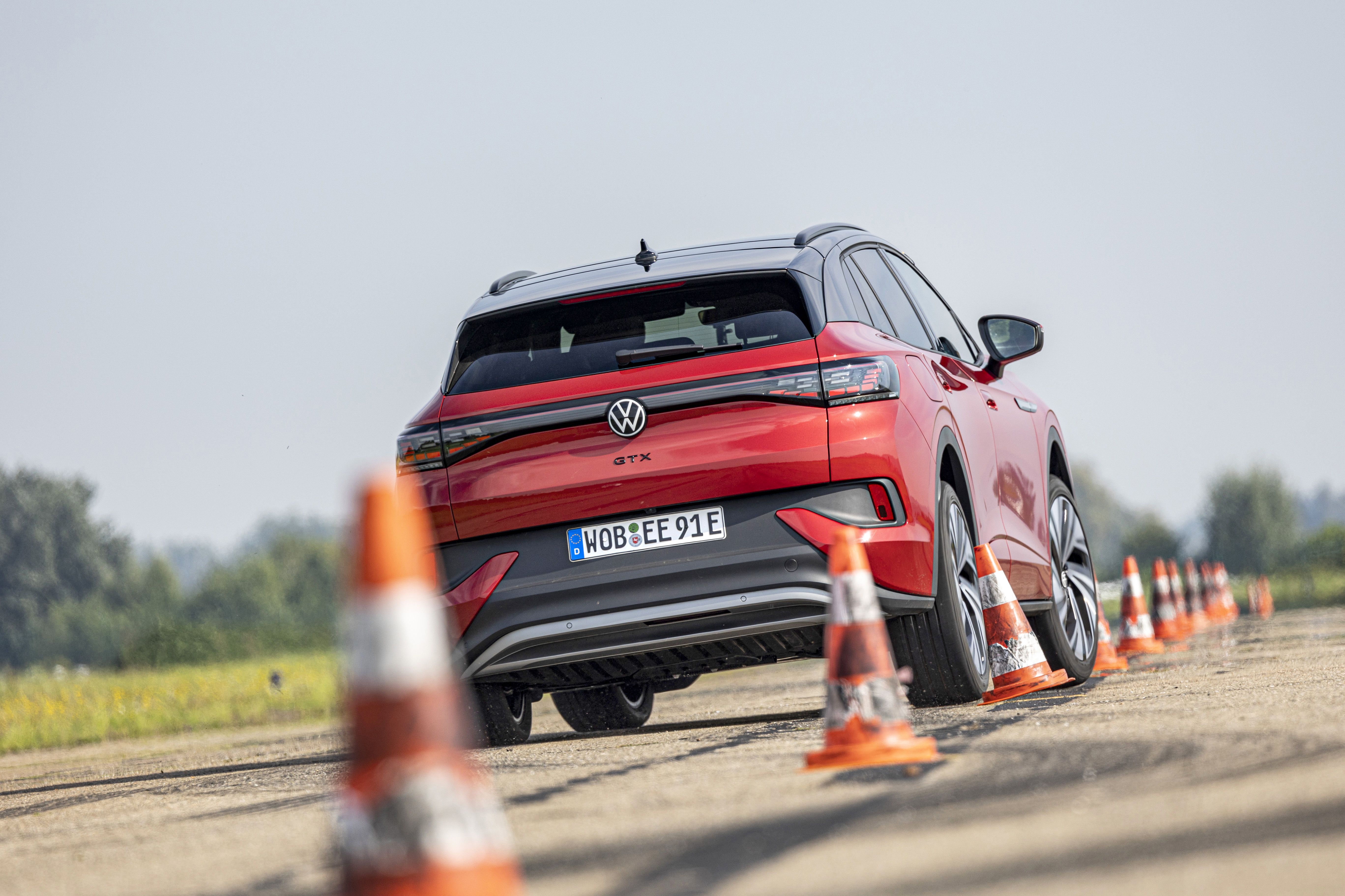 VW ID.4 GTX 4Motion AH 11