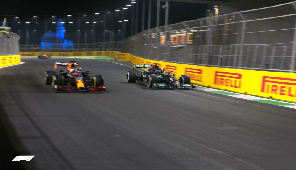 2 Vestappen superó a Hamilton en la segunda salida 2 Vestappen superó a Hamilton en la segunda salida