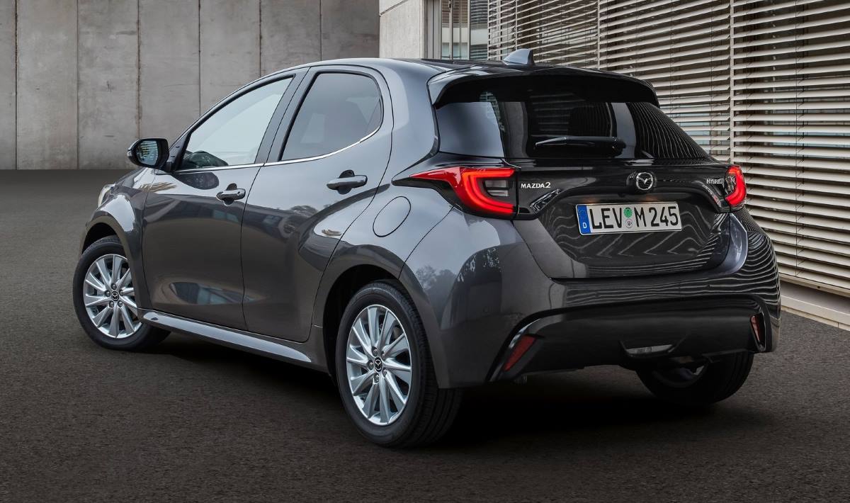 Mazda2 Hybrid 2022 10