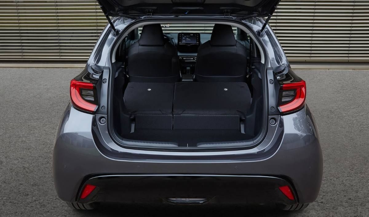 Mazda2 Hybrid 2022 12