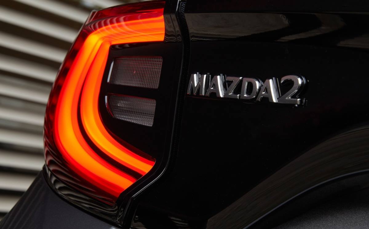 Mazda2 Hybrid 2022 13
