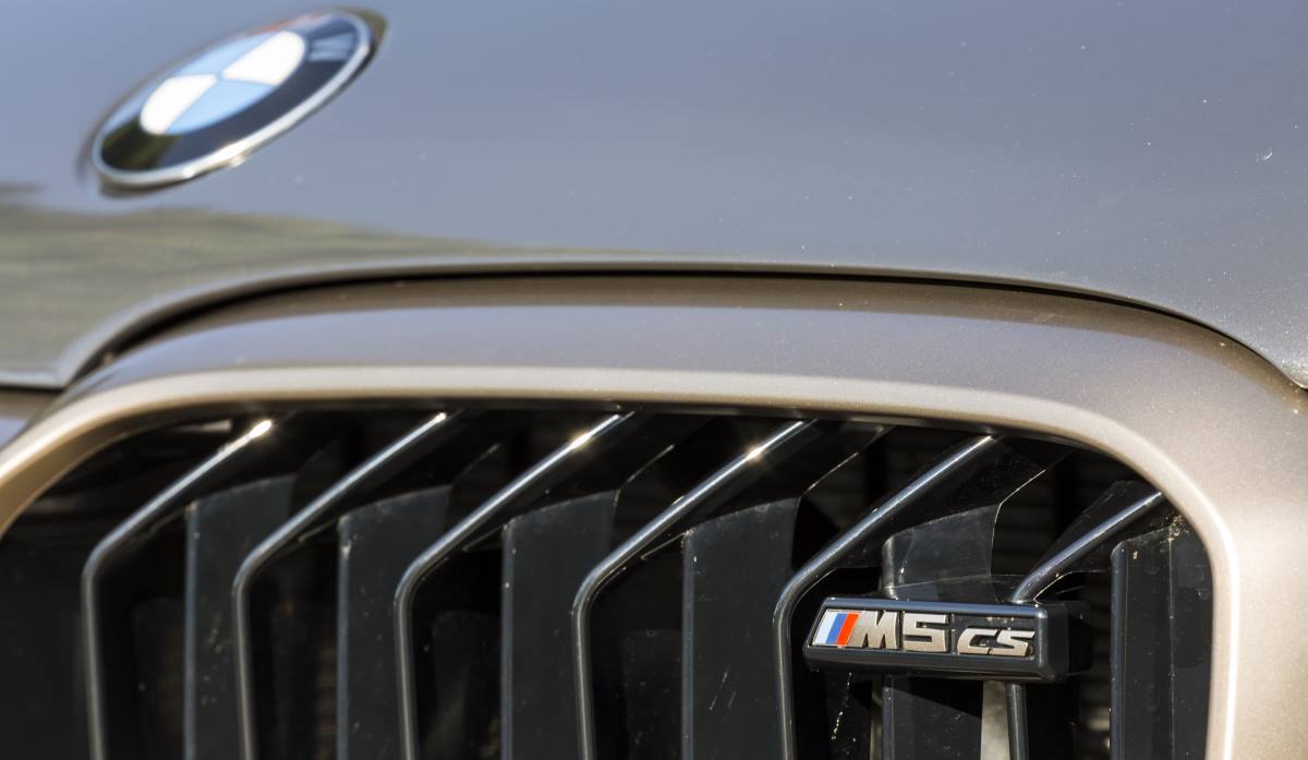 10 BMW M5 CS ok