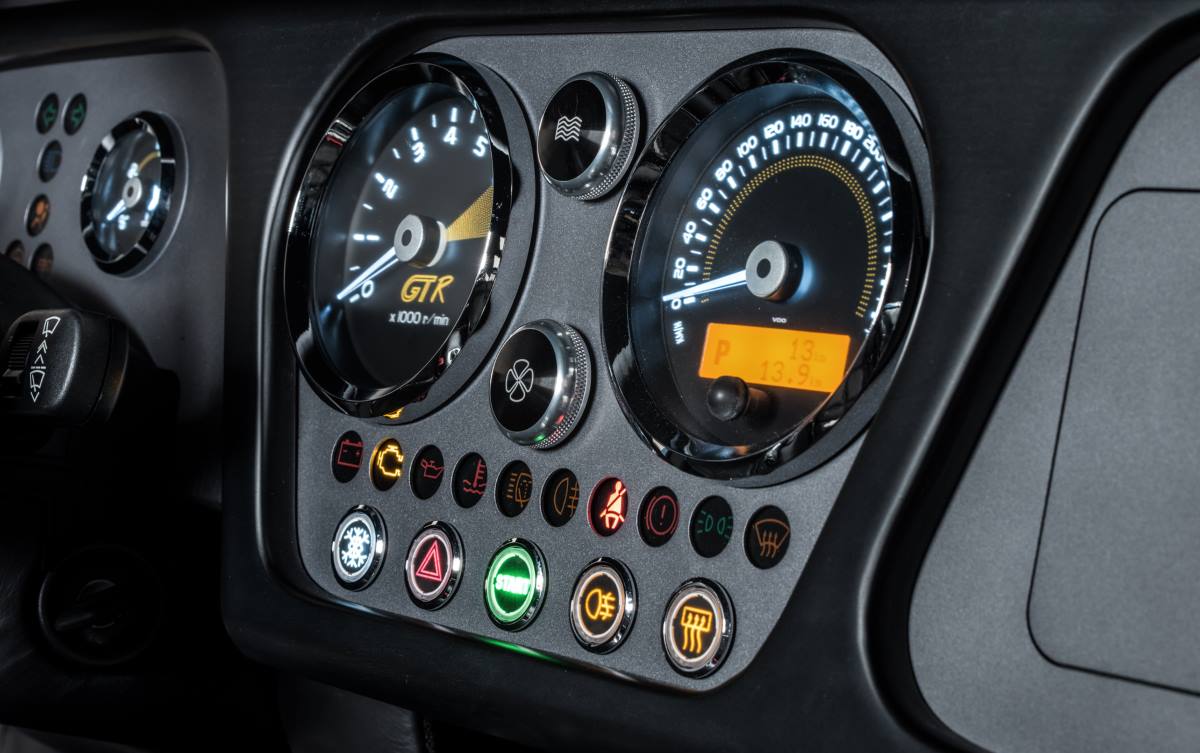 Morgan Plus 8 GTR 12