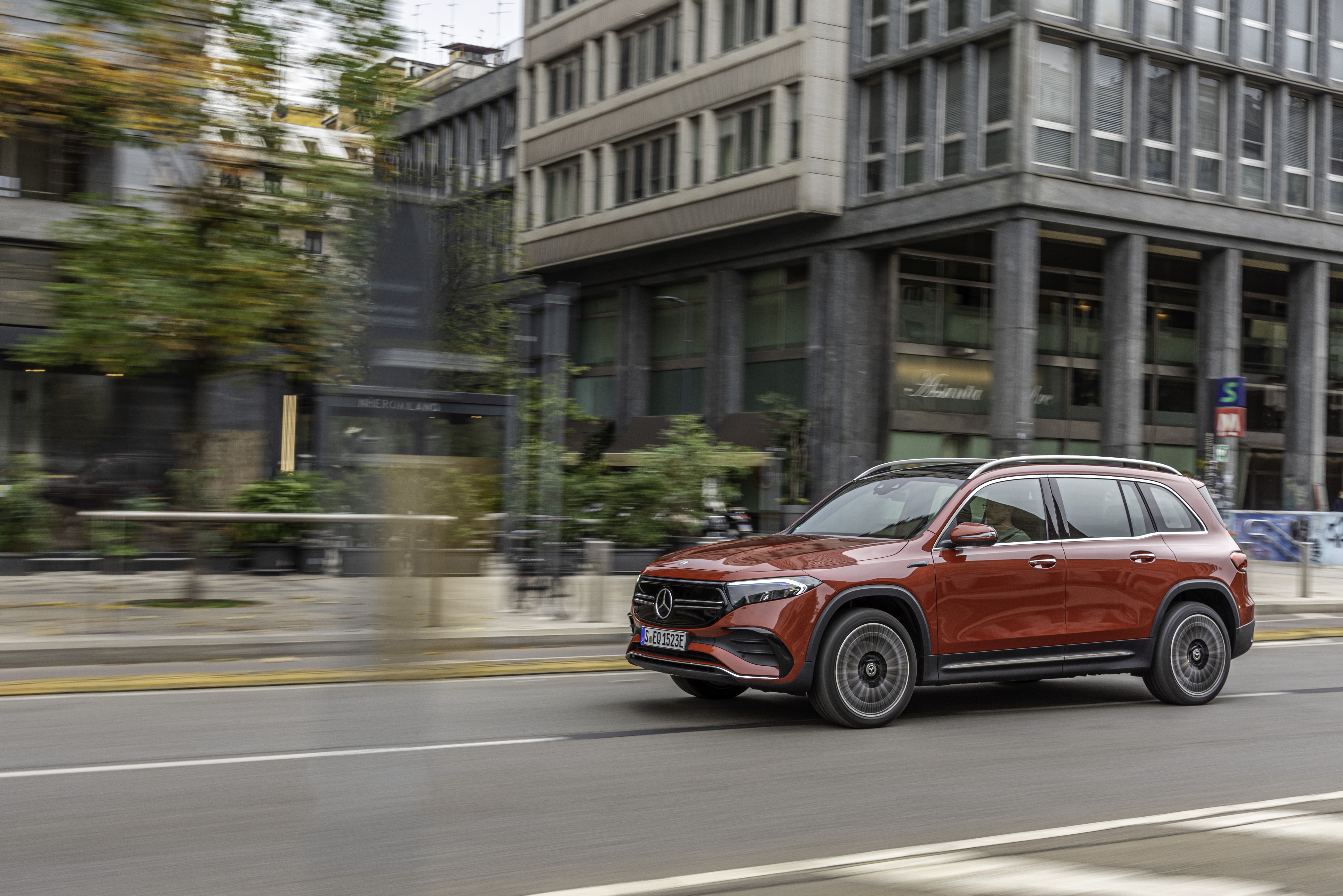 Mercedes EQB