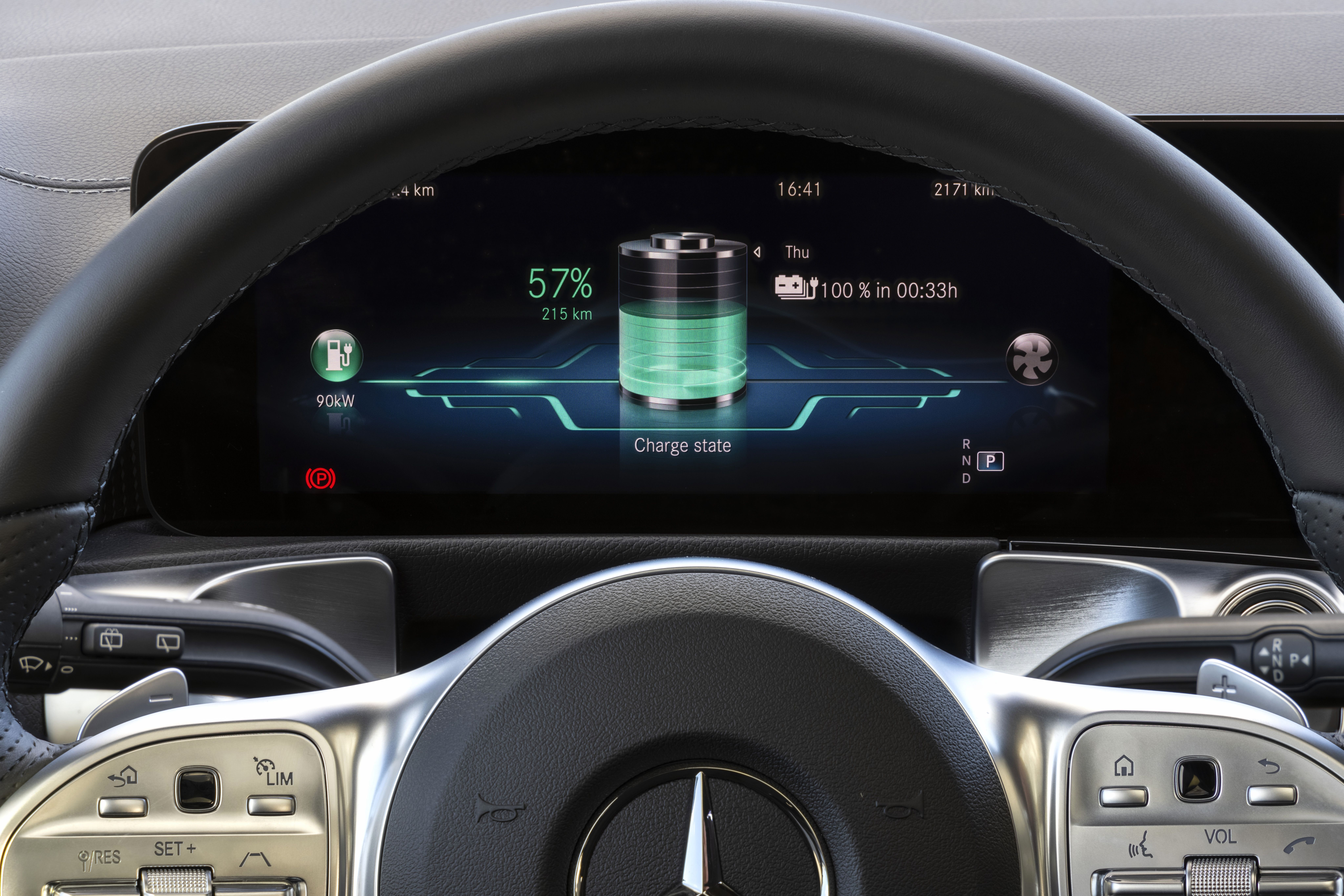 Mercedes EQB (6)
