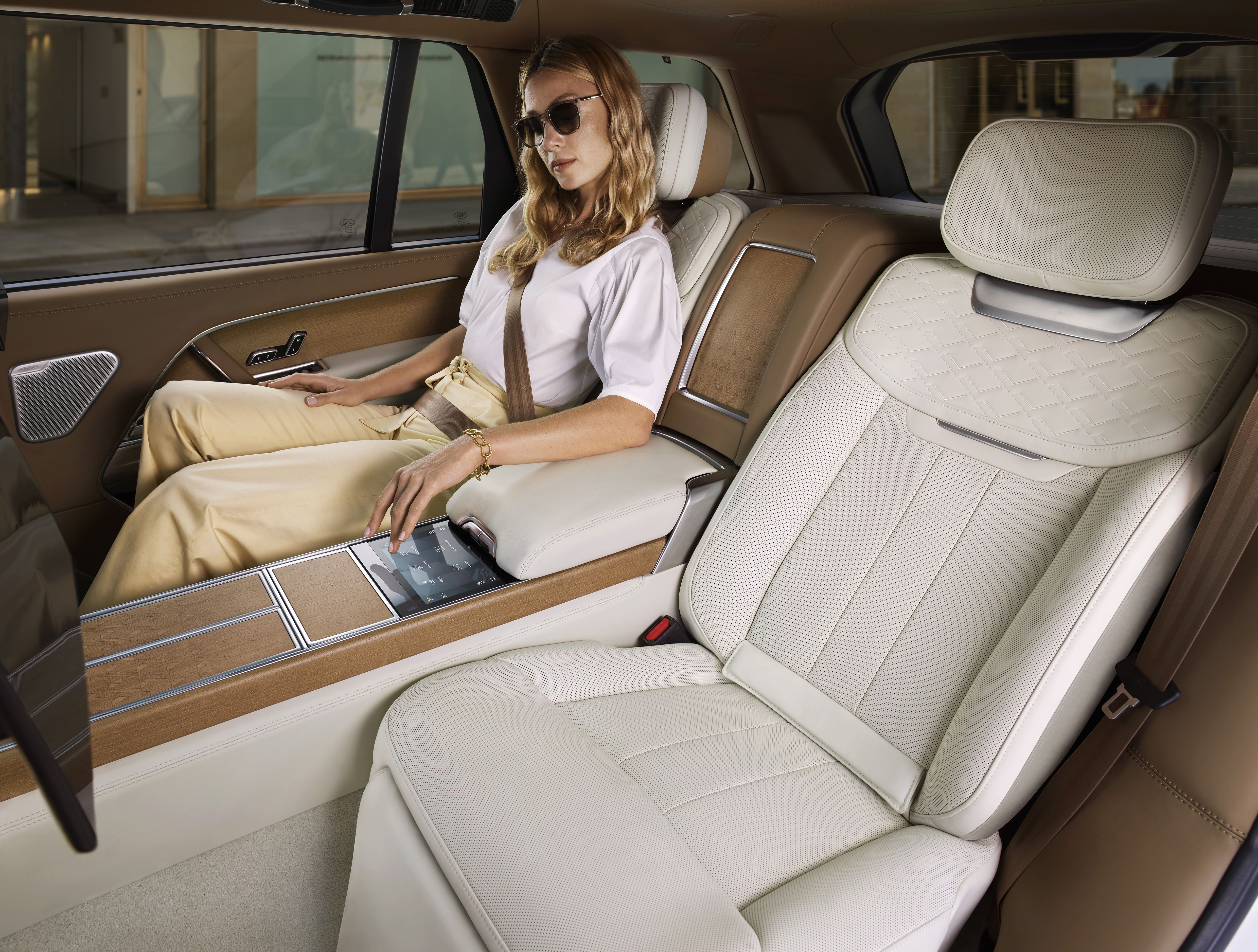 Range Rover 2022 interior (3)