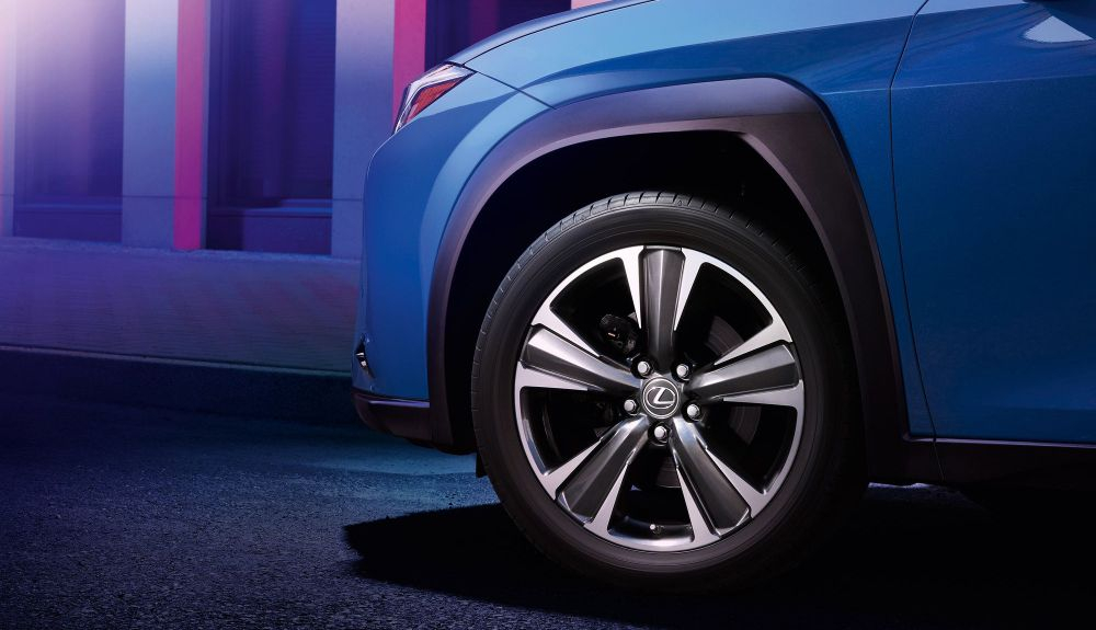 Lexus UX 300e (18) Lexus UX 300e (18)