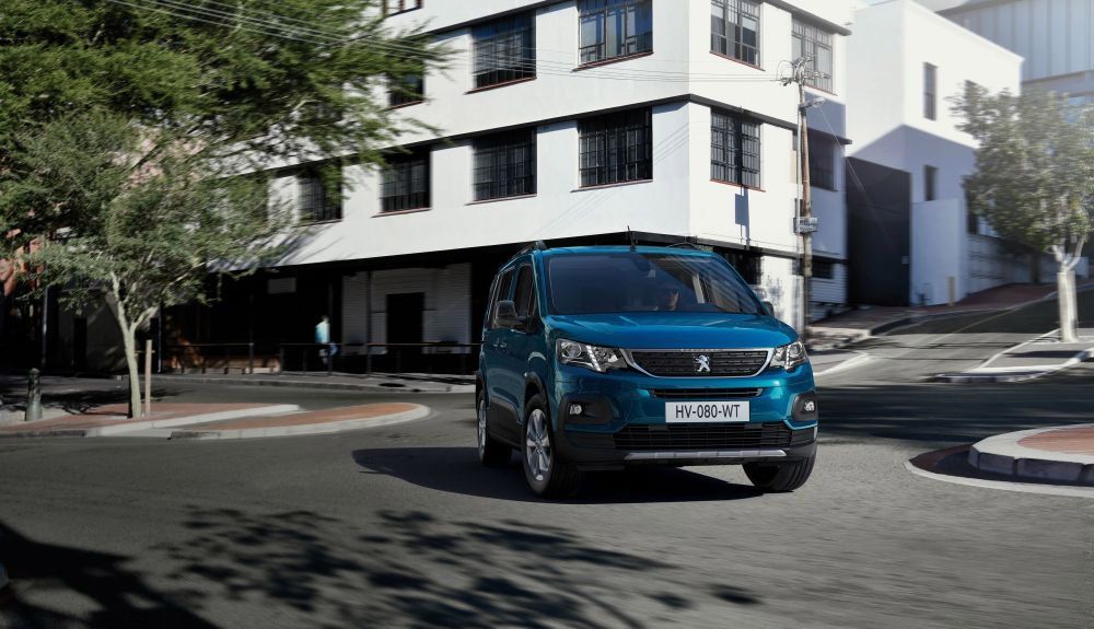 El Peugeot e Rifter será, en 2022, la nueva furgoneta eléctrica de la marca francesa.